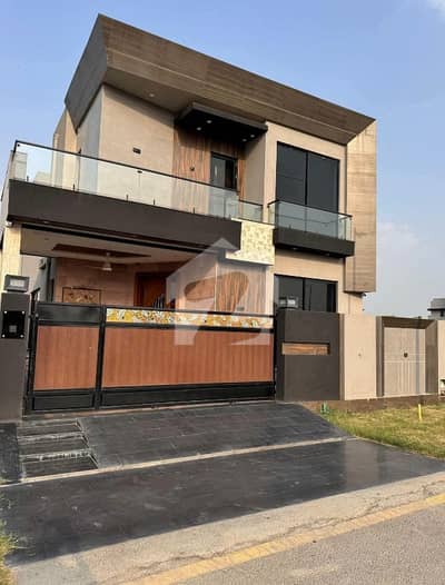 Top City 10 Marla House For Sale