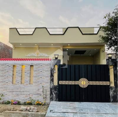 الرحمان گارڈن فیز 2 الرحمان گارڈن,لاہور میں 1 کمرے کا 3 مرلہ مکان 32.0 ہزار میں کرایہ پر دستیاب ہے۔