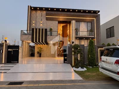 1 Kanal Full Furnished Most Beautiful Modern House For Sale On 80 Ft Road Sector M