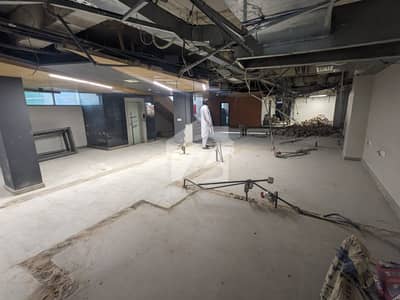 Office Space In Start Of Gulberg Greens Big Parking Space Power Backup Office Space In Start Of Gulberg Greens Big Parking Space Power Backup