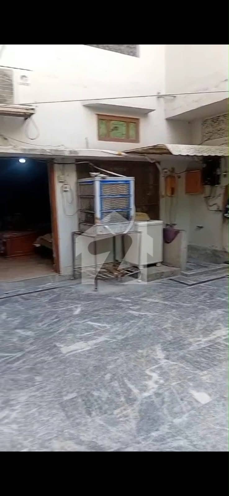 گورومانگٹ لاہور میں 7 کمروں کا 7 مرلہ مکان 2.65 کروڑ میں برائے فروخت۔ گورومانگٹ لاہور میں 7 کمروں کا 7 مرلہ مکان 2.65 کروڑ میں برائے فروخت۔