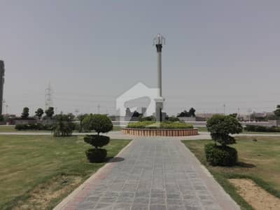 272 Sq Yard Plot Available For Sale