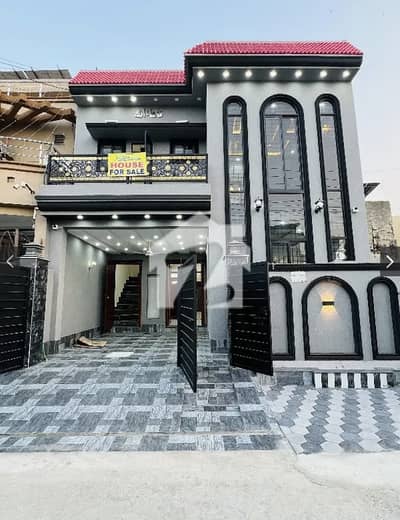Ideally Located House For sale In Eden Boulevard Housing Scheme Available