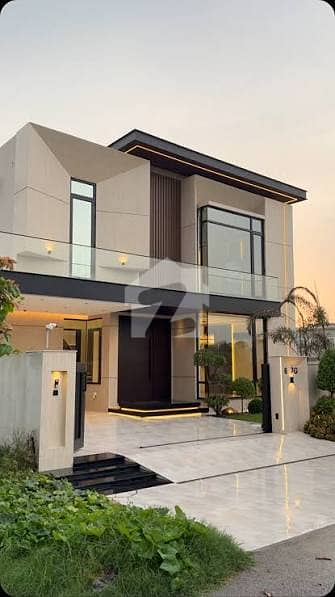 BRAND NEW HOUSE LDA AVENUE ONE