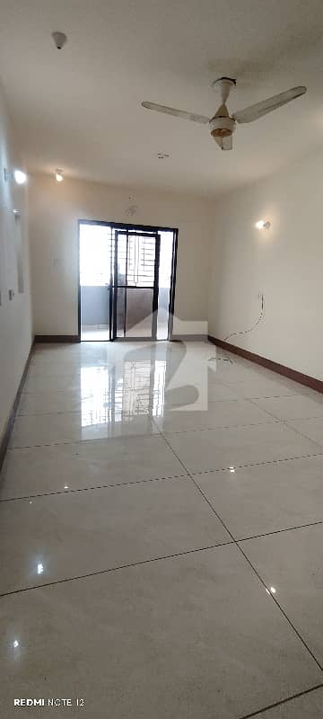 240 Yards First Floor 3 Bed 2 Bath Drawing Lounge Kitchen Terrace Fully Tile Flooring