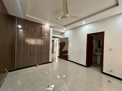 3 Bed Apartment For Rent In Bahria Town Phase 7 Rawalpindi | 1250 Sqft | Lift | 57k