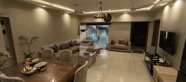 Prime Location 2000 Square Feet Flat In Beautiful Location Of PECHS Block 6 In Karachi