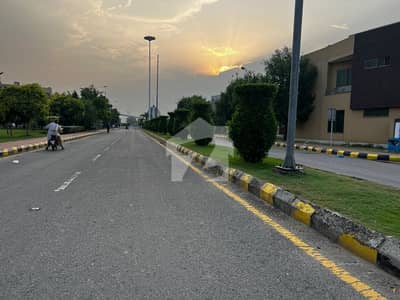 Bahria Education 5 Marla Commercial For Sale 1 Year Easy Installment Prime Location Plot 150 Fit Main Boulevard Bahria Education 5 Marla Commercial For Sale 1 Year Easy Installment Prime Location Plot 150 Fit Main Boulevard