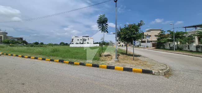 1 Kanal Corner Plot For Sale In DHA Phase-3 Rawalpindi