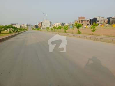 بحریہ ٹاؤن فیز 8 ۔ بلاک ایم بحریہ ٹاؤن فیز 8,بحریہ ٹاؤن راولپنڈی,راولپنڈی میں 5 مرلہ رہائشی پلاٹ 65.0 لاکھ میں برائے فروخت۔