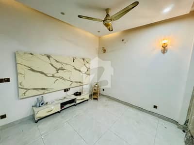 5 Marla Lower Portion Avaliable For Rent In Lake City