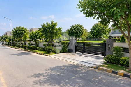 F-10 ISLAMABAD 2KANAL PLOT WITH HUGE EXTRA LAND FIR SALE