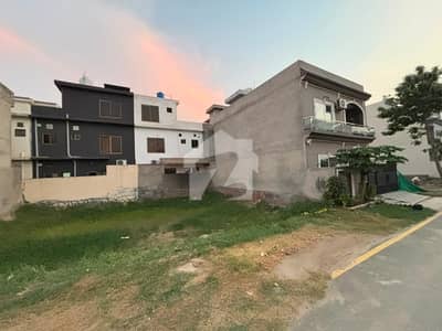 On Excellent Location 5 Marla Residential Plot Is Available For sale In Park View City - Tulip Extension Block On Excellent Location 5 Marla Residential Plot Is Available For sale In Park View City - Tulip Extension Block
