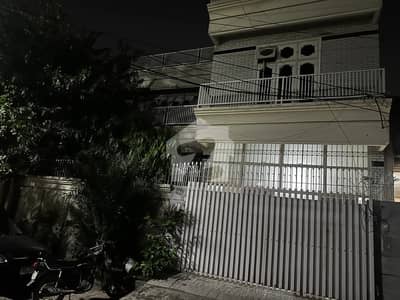 10 marla semi commercial house for sale in Faisal town