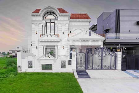 ANW REAL ESTATE PROUDLY OFFERS: 10 MARLA ELEGANT AND FULLY MAINTAINED SUPER HOT LOCATED BUNGALOW IS AVAILABLE IN THE BEST BLOCK OF DHA PHASE 7 LAHORE.