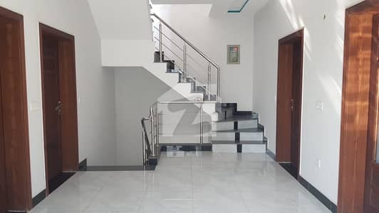 5 Marla House 7 Months Used Corner Plot for Sale in Jubilee Town Lahore | 6 Bed 7 Washrooms.