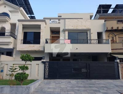 40x80 Beautifull House For Sale in G-13