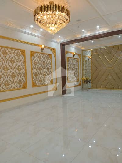 12 MARLA LUXARAY HOUSE IN JOHAR TOWN FOR SALE 12 MARLA LUXARAY HOUSE IN JOHAR TOWN FOR SALE