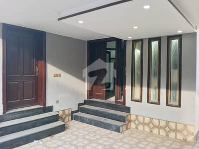 8 Marla House Available For Sale In Usman Block Sector B Bahria Town Lahore 8 Marla House Available For Sale In Usman Block Sector B Bahria Town Lahore