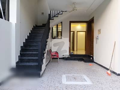 5 MARLA BRAND NEW SOUTH FACE HOUSE FOR SALE