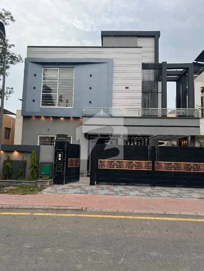 10 Marla Residential House for Sale In Alamgir Block, Nearby Commercial Market, School, Mosque and Health Care Canter 10 Marla Residential House for Sale In Alamgir Block, Nearby Commercial Market, School, Mosque and Health Care Canter