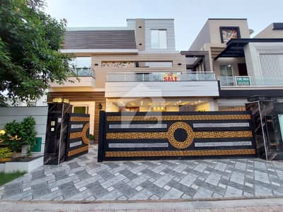 بحریہ ٹاؤن نشتر بلاک بحریہ ٹاؤن سیکٹر ای,بحریہ ٹاؤن,لاہور میں 5 کمروں کا 10 مرلہ مکان 4.0 کروڑ میں برائے فروخت۔
