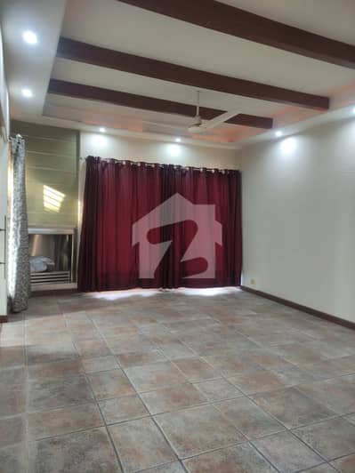 Kanal House Semi Furnished 5bed