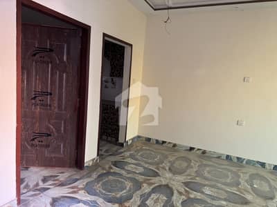 الرحمان گارڈن فیز 2 الرحمان گارڈن,لاہور میں 1 کمرے کا 3 مرلہ زیریں پورشن 25.0 ہزار میں کرایہ پر دستیاب ہے۔ الرحمان گارڈن فیز 2 الرحمان گارڈن,لاہور میں 1 کمرے کا 3 مرلہ زیریں پورشن 25.0 ہزار میں کرایہ پر دستیاب ہے۔