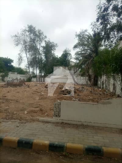 Ideal Plot Value Deal: 800 Yards Demolish Structure On 27th Street Near Shamsheer Silent Area