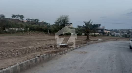 بحریہ ہیملیٹ بحریہ ٹاؤن فیز 8,بحریہ ٹاؤن راولپنڈی,راولپنڈی میں 1 کنال رہائشی پلاٹ 1.85 کروڑ میں برائے فروخت۔ بحریہ ہیملیٹ بحریہ ٹاؤن فیز 8,بحریہ ٹاؤن راولپنڈی,راولپنڈی میں 1 کنال رہائشی پلاٹ 1.85 کروڑ میں برائے فروخت۔