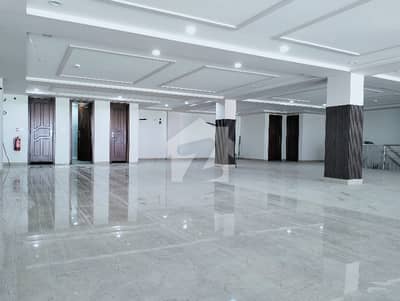 16 MARLA (20000 SQ Ft)BRAND NEW BUILDING 7 FLOORS WITH LIFT 16 MARLA (20000 SQ Ft)BRAND NEW BUILDING 7 FLOORS WITH LIFT
