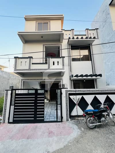 Prime Location 5 Marla House In Airport Housing Society - Sector 4 For Sale At Good Location