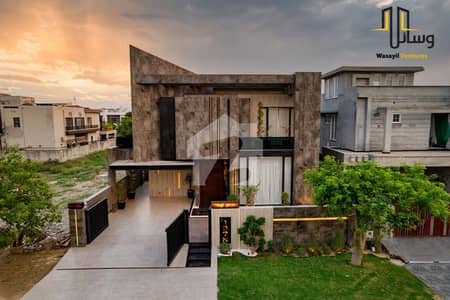 1 Kanal Top Quality Build Luxurious Beautiful Ultra Modern Design Villa With Basement For Sale In DHA Lahore Phase 7 Prime Location Near To Raya