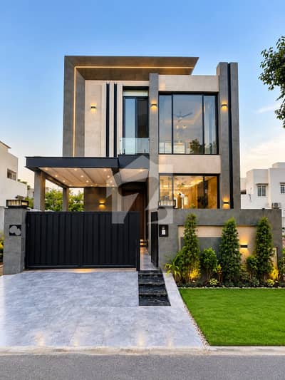 ڈی ایچ اے 9 ٹاؤن ڈیفنس (ڈی ایچ اے),لاہور میں 3 کمروں کا 5 مرلہ مکان 2.75 کروڑ میں برائے فروخت۔ ڈی ایچ اے 9 ٹاؤن ڈیفنس (ڈی ایچ اے),لاہور میں 3 کمروں کا 5 مرلہ مکان 2.75 کروڑ میں برائے فروخت۔