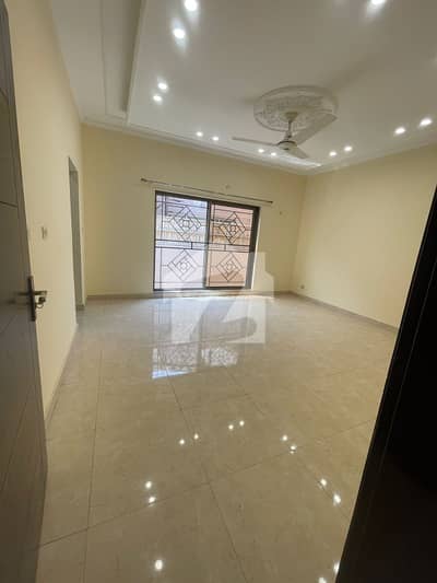 17 MARLA 5 BEDS HOUSE AVAILABLE FOR RENT Askari 10, 17 MARLA 5 BEDS HOUSE AVAILABLE FOR RENT Askari 10,