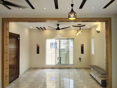 Corner Boulevard House For Rent Corner Boulevard House For Rent