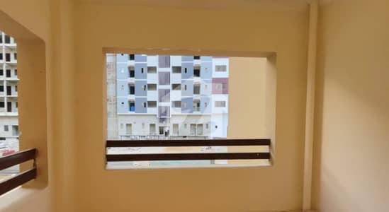 READY TO MOVE 2250sq. Ft 3Bed Luxury Apartment At Tower-4, 6 & 7 Near Main Entrance Of Bahria Town Karachi FOR SALE