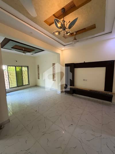 5 marla new type house for sale wapda town ph1 block g2 facing park 40 fit road