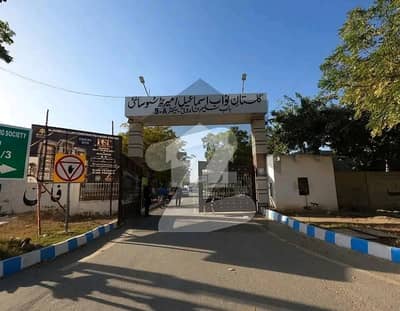 Corner 240 Square Yards Spacious Residential Plot Is Available In Meerut Society For Sale