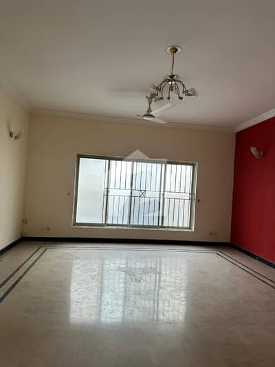 ای ۔ 11/3 ای ۔ 11,اسلام آباد میں 3 کمروں کا 1 کنال بالائی پورشن 2.0 لاکھ میں کرایہ پر دستیاب ہے۔