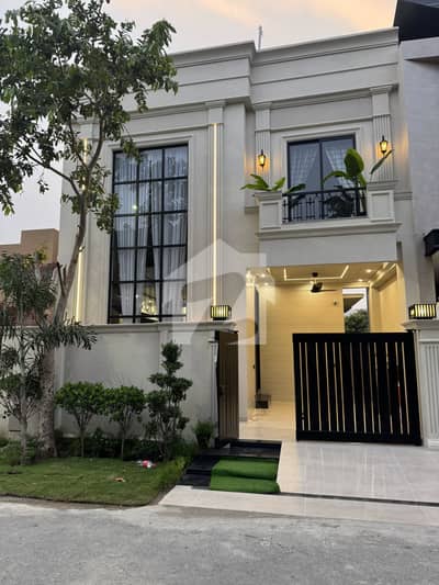 5 MARLA BRAND NEW HOUSE FOR SALE IN DHA 9 TOWN AT VERY HOT LOCATOIN