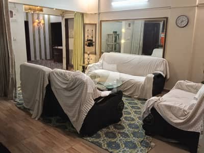FLAT FOR 2 BED PR LOUNGE GULSHAN E IQBAL BLOCK 4