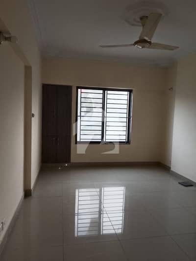 Flat Available For Sale Federal b area Block 10 Flat Available For Sale Federal b area Block 10