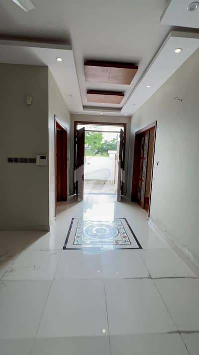 Bungalow 500 yards for rent DHA p6