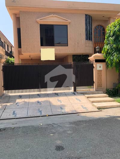 Defence 1 Kanal Used Owner Build well Maintained Bungalow Cheapest Price ideal Location Defence 1 Kanal Used Owner Build well Maintained Bungalow Cheapest Price ideal Location