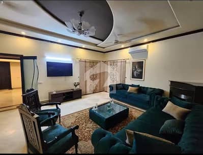 گارڈن ٹاؤن - ٹیپو بلاک گارڈن ٹاؤن,لاہور میں 5 کمروں کا 1 کنال مکان 10.0 کروڑ میں برائے فروخت۔