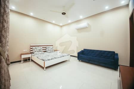 1 KANAL FULLY FURNISHED UPPER PORTION FOR RENT PHASE 7 DHA LAHORE