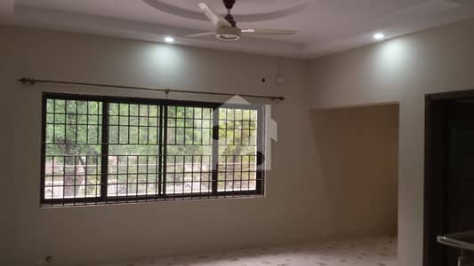 HOUSE FOR RENT IN F-7