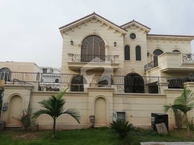 ایف ۔ 7 اسلام آباد میں 7 کمروں کا 1 کنال مکان 10.26 لاکھ میں کرایہ پر دستیاب ہے۔