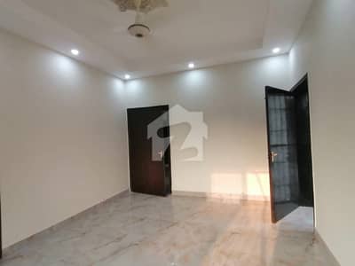 3rd Floor 4 Marla Available For Rent In DHA Phase 5